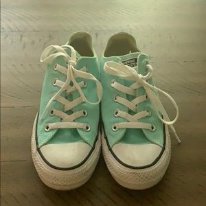 Teal converse